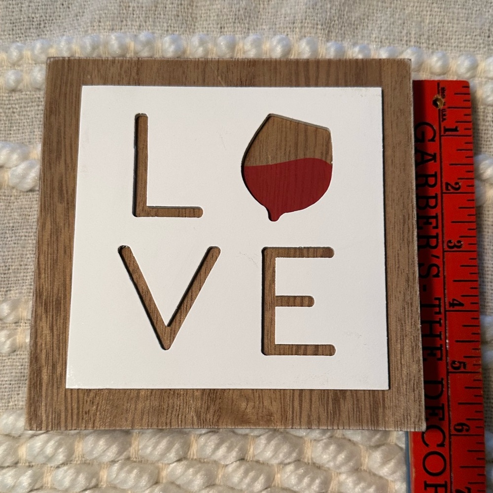 💥 $5 if bundled - LOVE Wine shelf sitter Wall Art please see measurements NWT - Picture 3 of 6